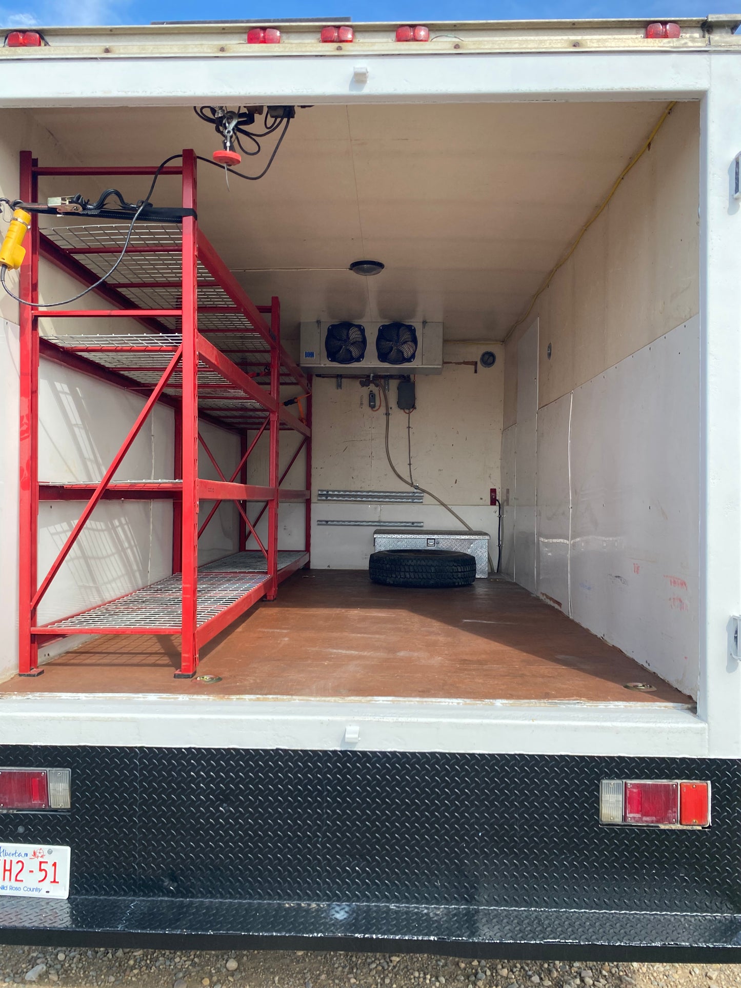 8'x14' Reefer Trailer
