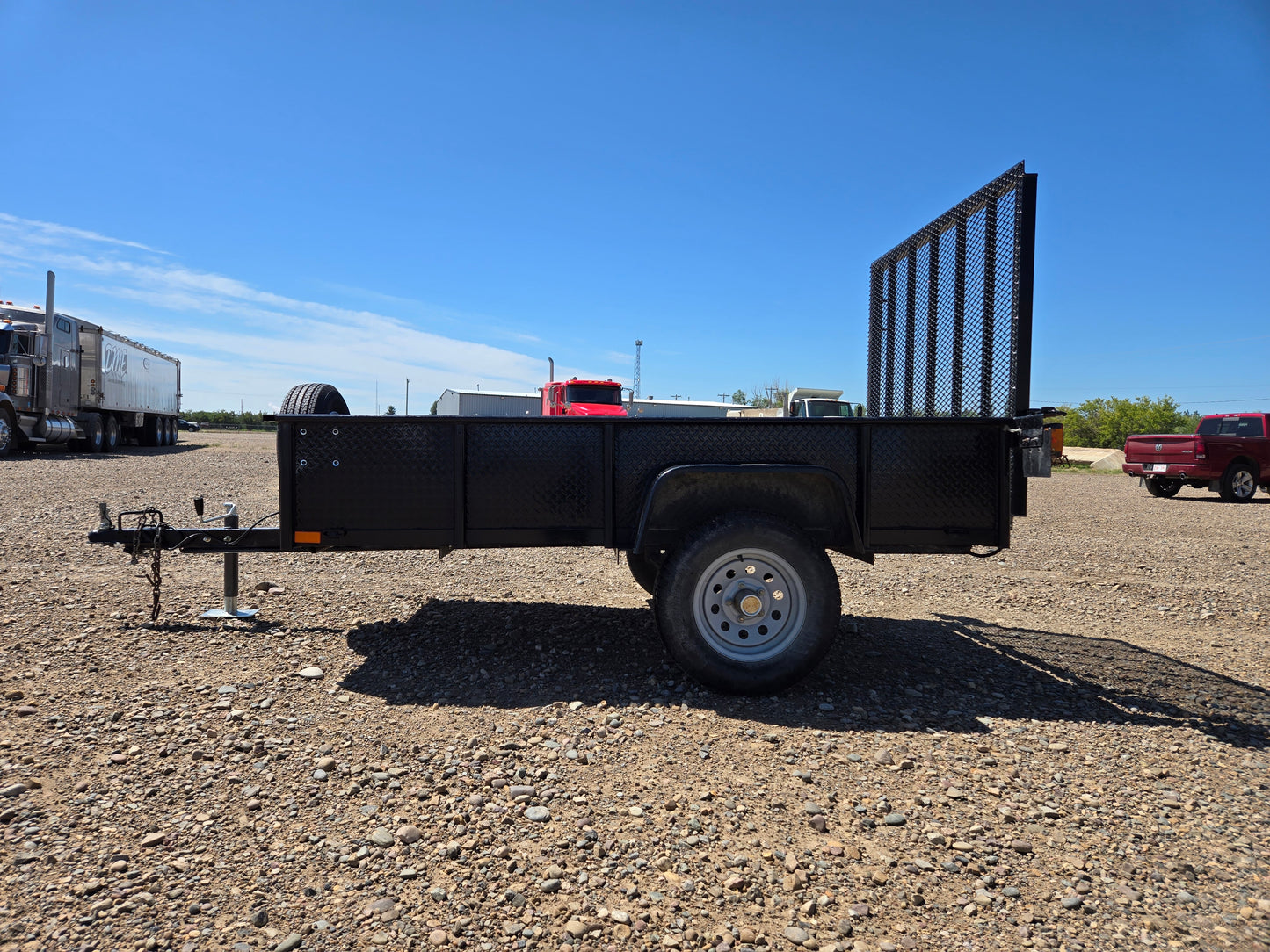 5'x8' Utility Trailer w/Ramp Gate